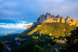 Visiter Montserrat : un guide complet