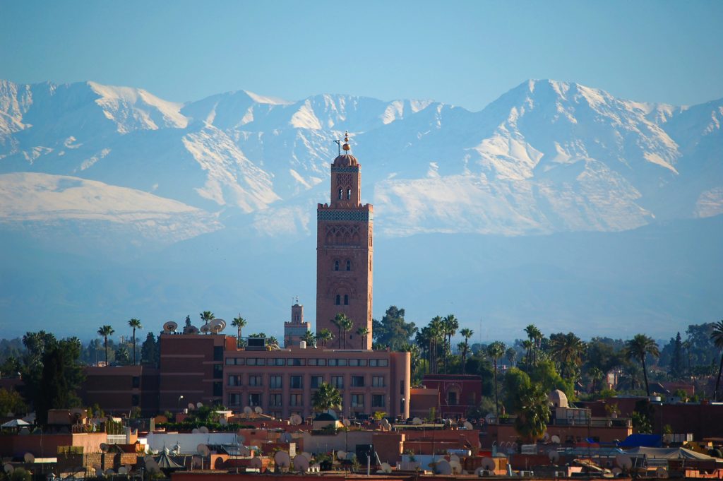 Marrakech, l’Atlas, Aït Ben Haddou, les gorges du Todra, Merzouga et le désert du Sahara.