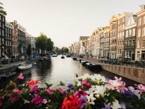 Amsterdam incontournable : les 12 lieux à découvrir absolument