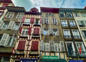 Que faire à Espelette : Les 10 incontournables à découvrir au Pays basque